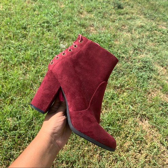 🍂 Suede booties 🍂 - Picture 2 of 2